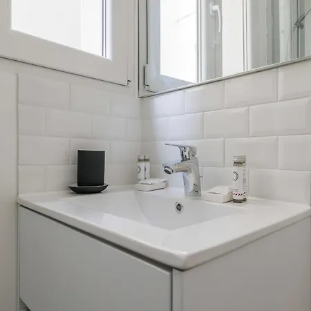 Charming Appt 2 Bdr 4p Sacre-coeur Apartment *